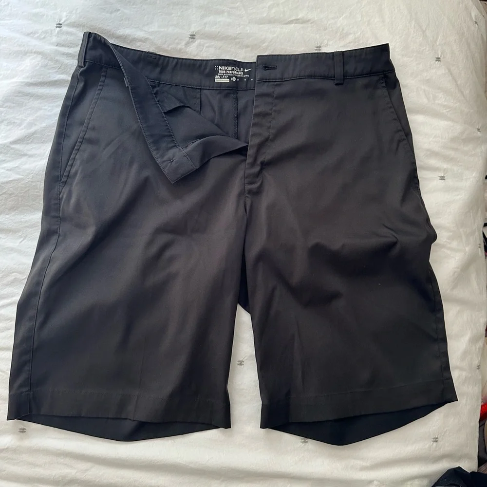 Nike Dri-FIT Men's Golf Shorts - Picture 3 of 5